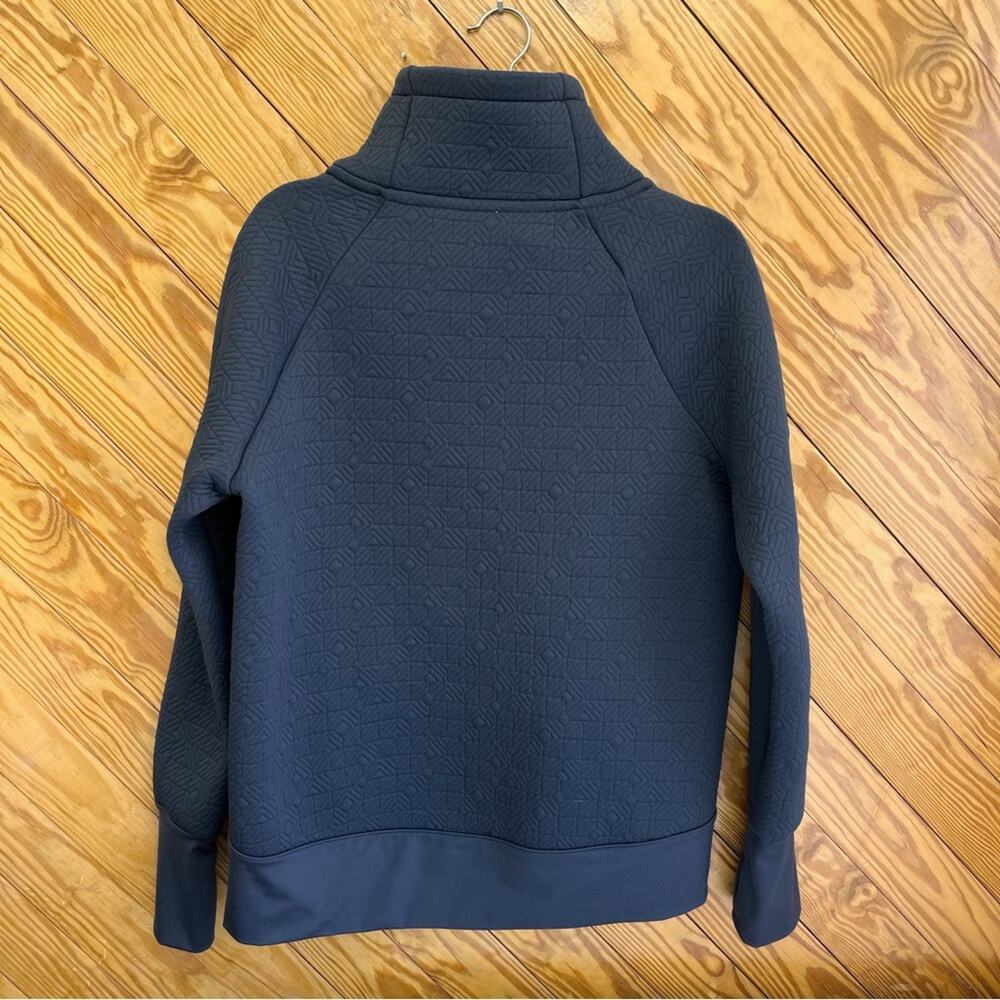 Athleta Jacquard Elevation Quilted Oversized Pullover Sweatshirt - Picture 2 of 5
